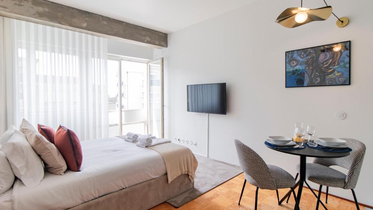 Ceuta Studio Apartments By Lovelystay ปอร์โต ภายนอก รูปภาพ