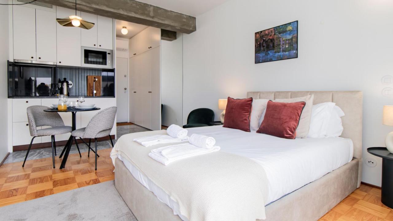 Ceuta Studio Apartments By Lovelystay ปอร์โต ภายนอก รูปภาพ